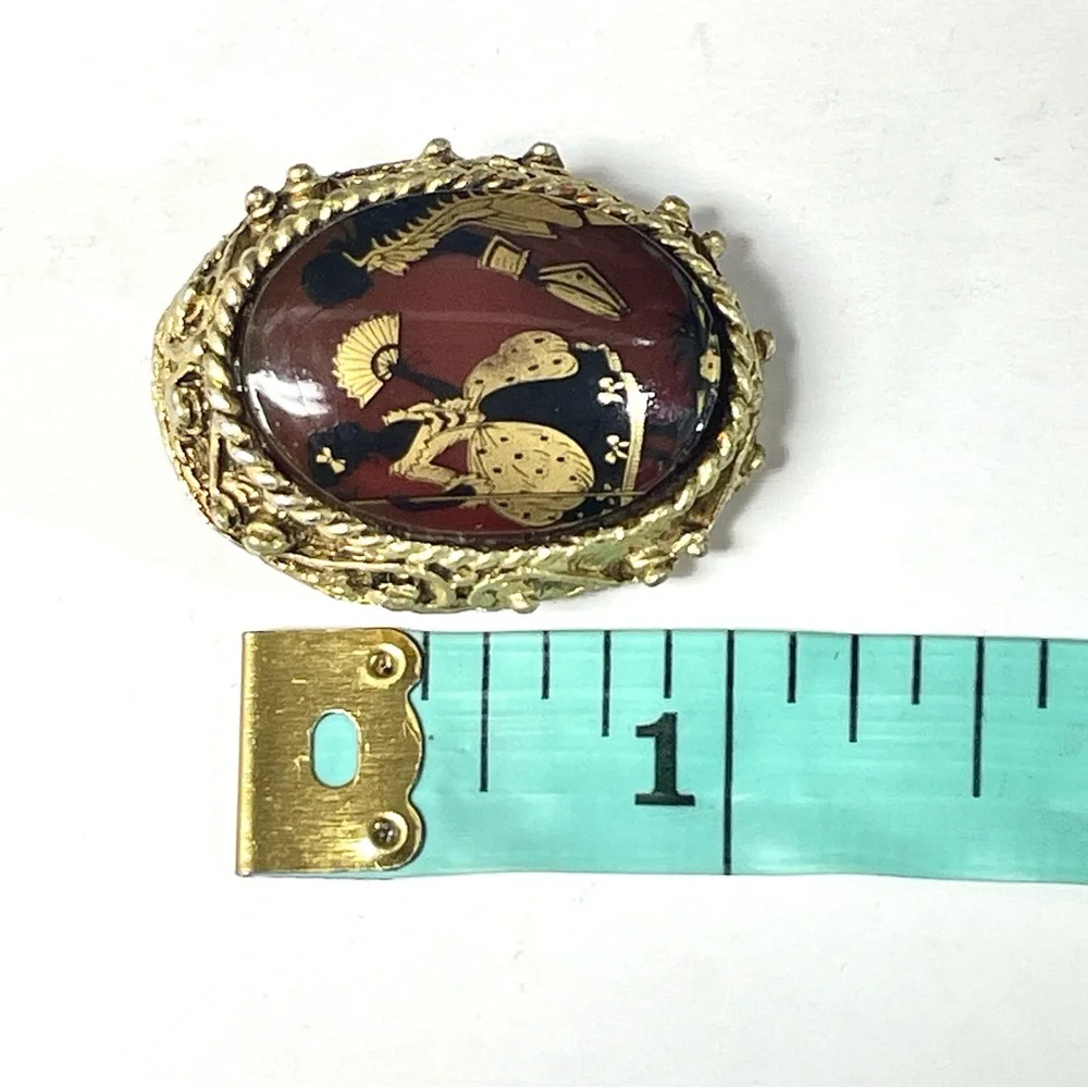 Vintage Victorian Revival Courting Couple Red Glass Cameo Brooch Gold Tone